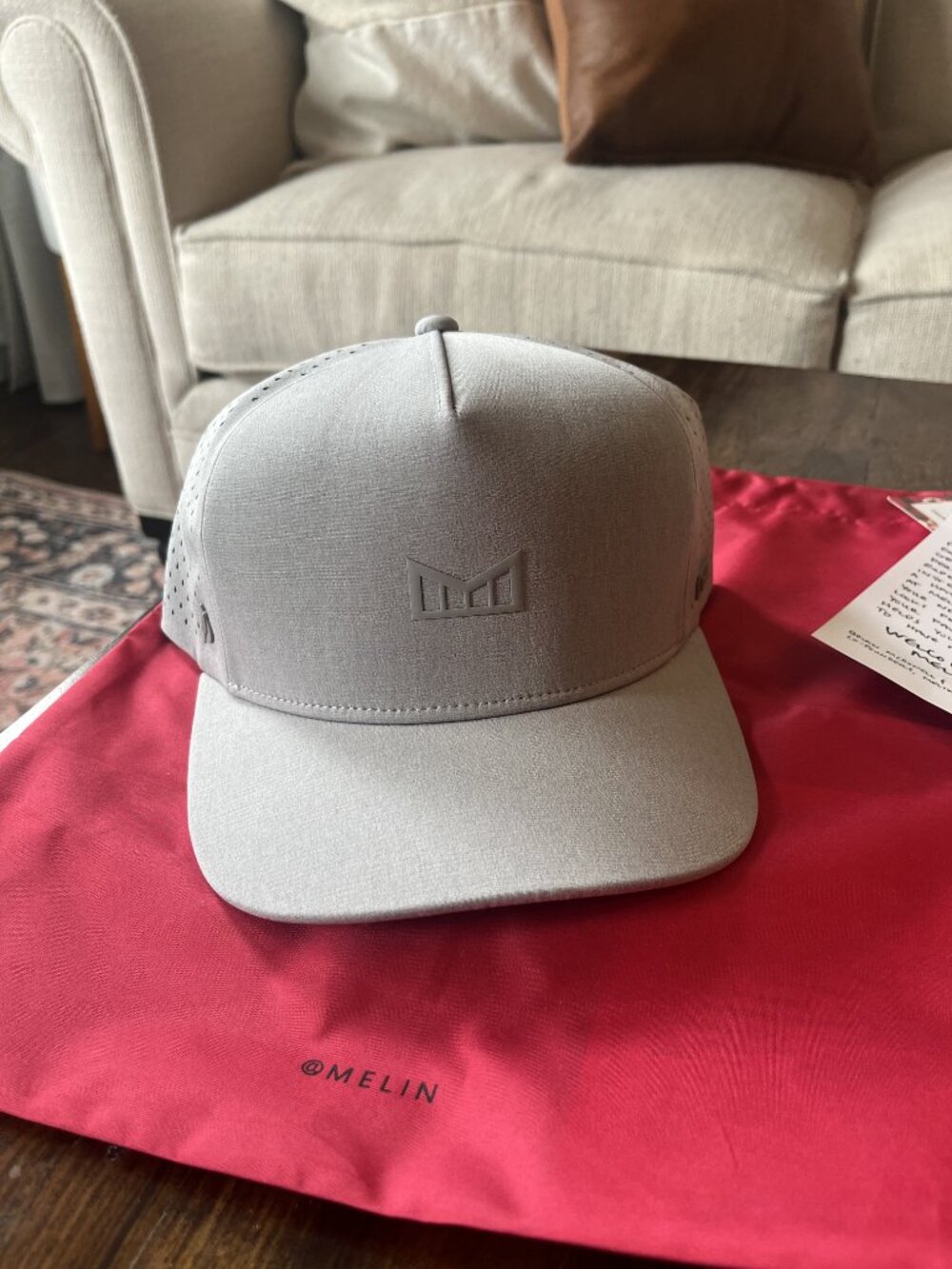 NEW Melin Trenches Hydro Performance Hat Light Gray With Box and Dust Bag - Picture 2 of 5